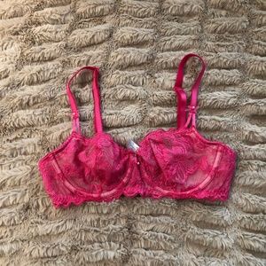 Victoria’s Secret lace hot pink  unlined  Demi size 34B